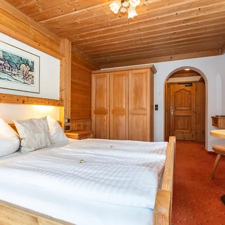 Rohregger Нойкирхен-ам-Гросфенедигер