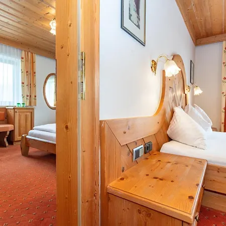 Rohregger Hotel